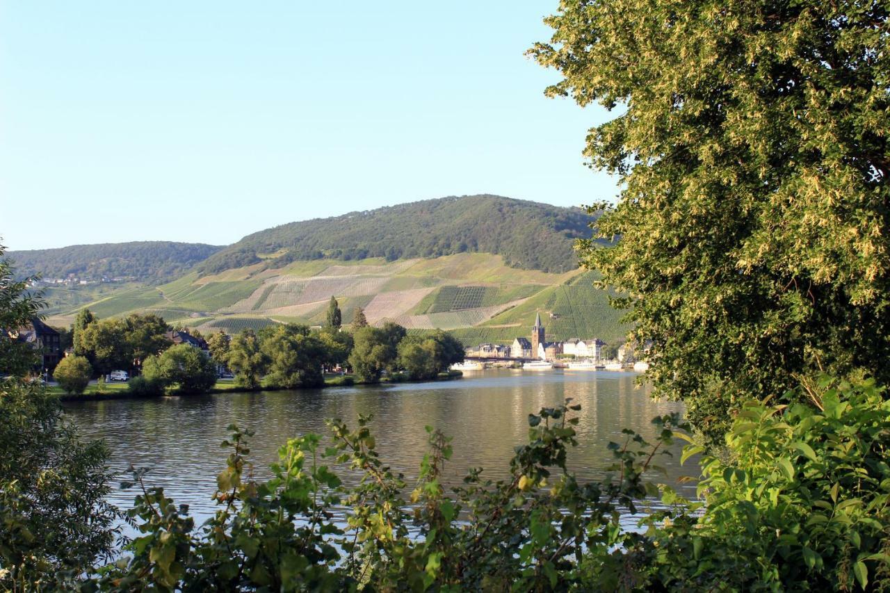Ferienwohnung Moselblick Bernkastel-Kues Exterior foto